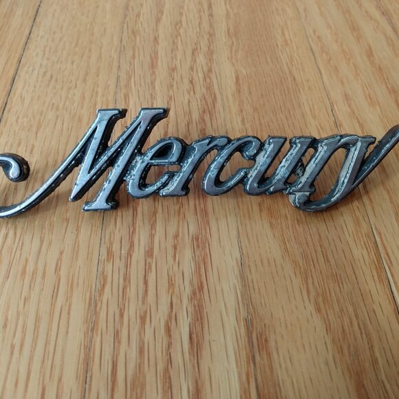 Vintage Ford Mercury Car Emblem - Picture 11 of 12